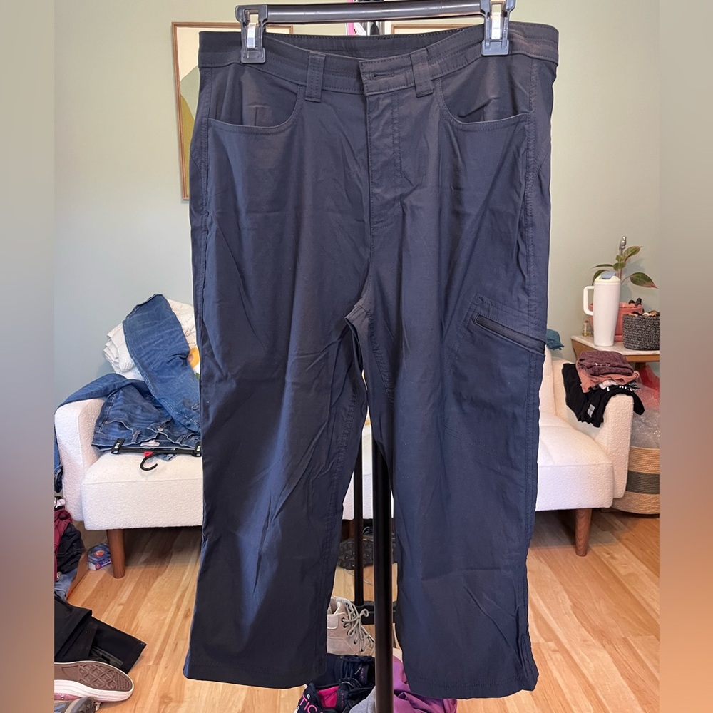 Eddie Bauer Dark Navy Cargo Pants with Utility Pockets